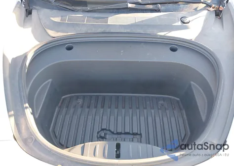 2021 Tesla Model 3 Standard Range Plus Rear-Wheel Drive z USA, uszkodzony, nr VIN 5YJ3E1EA4MF919903